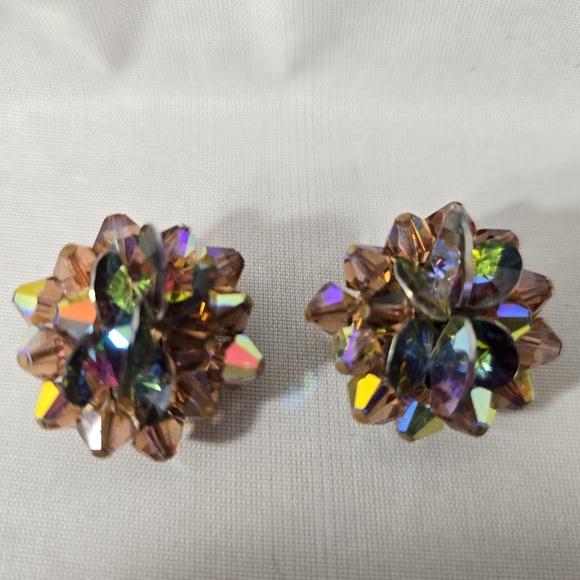 Clip On Iridescent Beaded Cluster Flower Earrings Glass Beads Vintage Purple - Picture 11 of 16